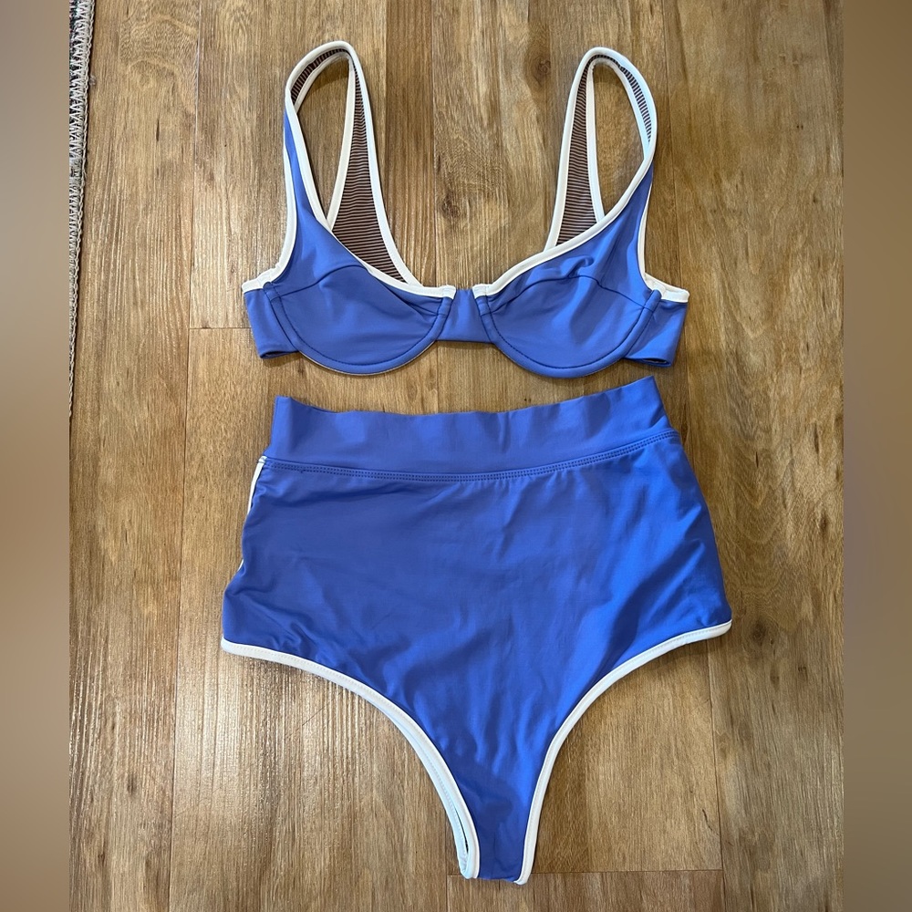 Acacia Set